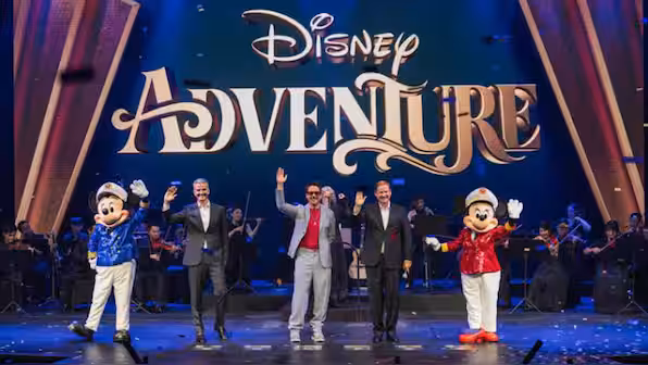 ดิสนีย์เปิดตัวเรือสำราญลำแรกในเอเชีย “Disney Adventure”